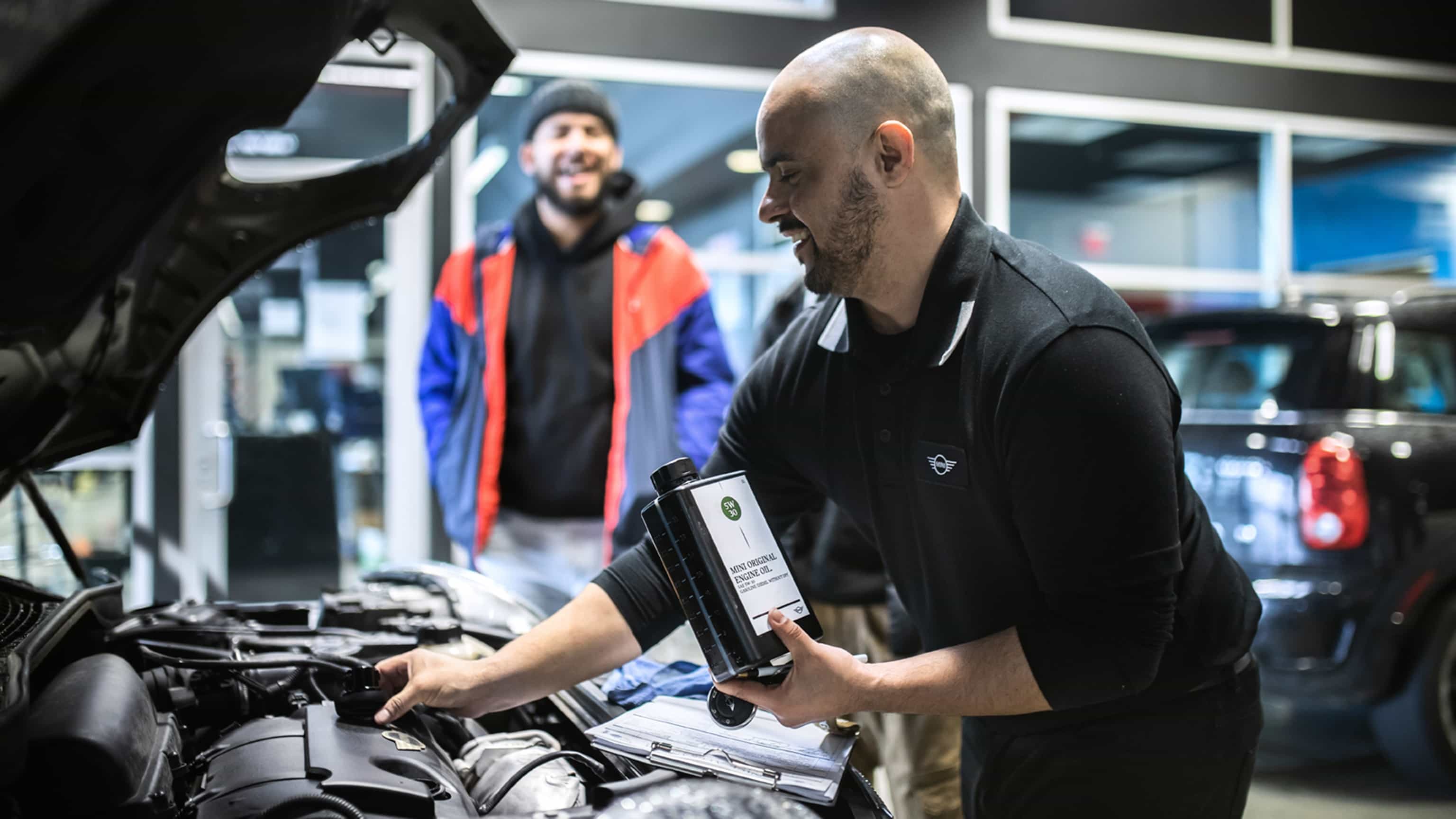 MINI ORIGINAL ENGINE OIL AND SERVICE